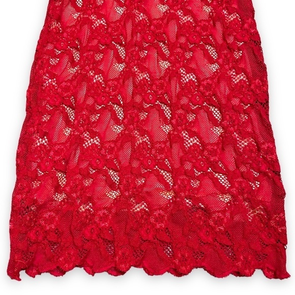 NIGHTCAP Debut Cap Sleeve Mini Dress in Scarlett - Picture 5 of 8